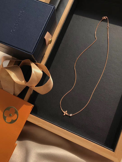 [Zalyn]BLOSSOM PENDANT ROSE GOLD AND DIAMOND