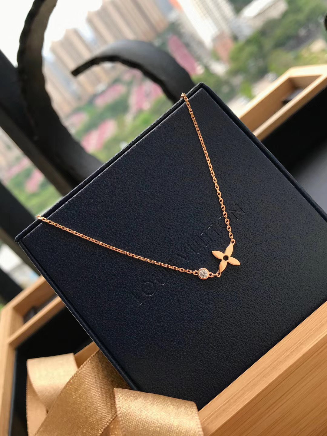 [Zalyn]BLOSSOM PENDANT ROSE GOLD AND DIAMOND