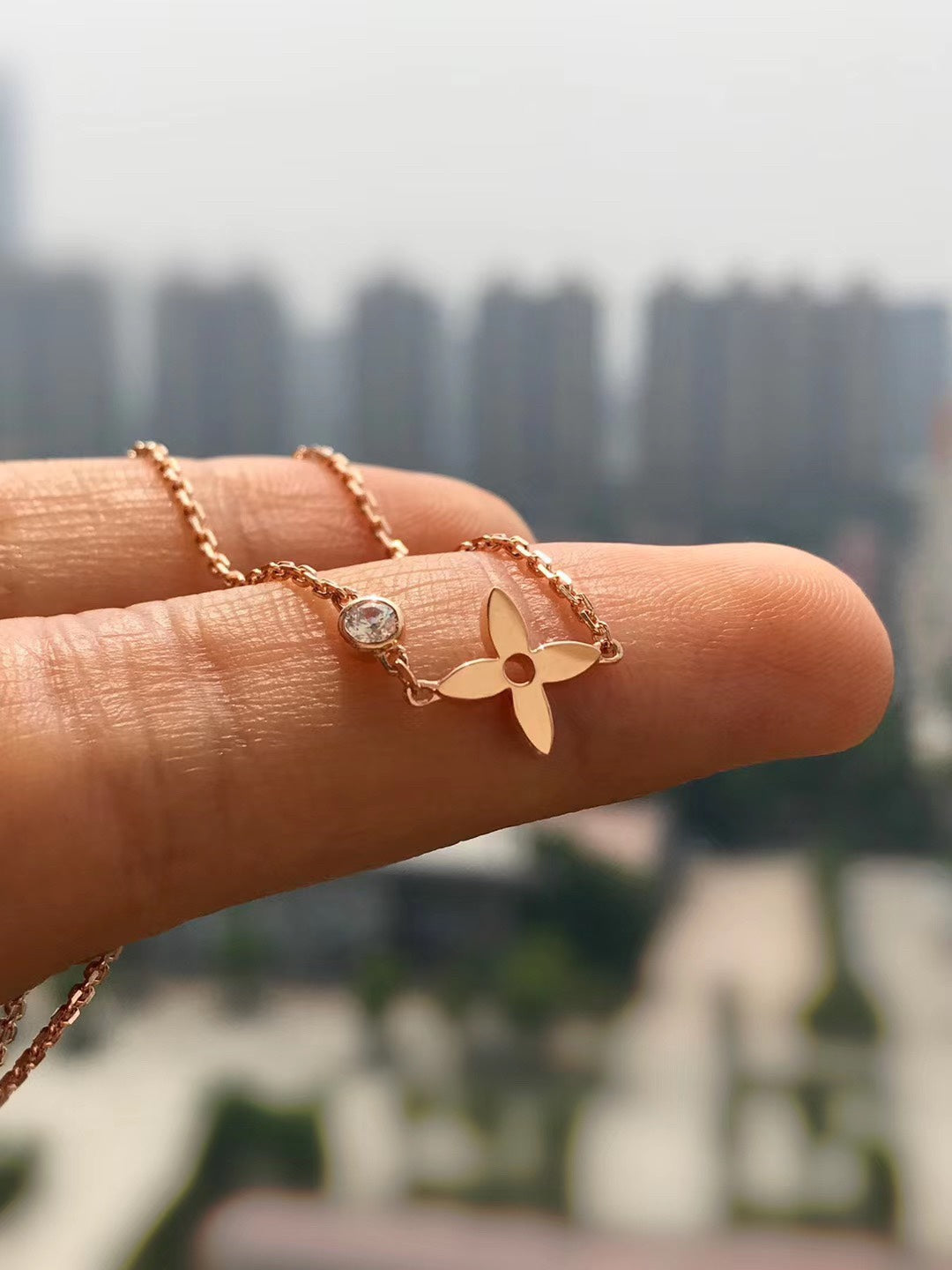 [Zalyn]BLOSSOM PENDANT ROSE GOLD AND DIAMOND