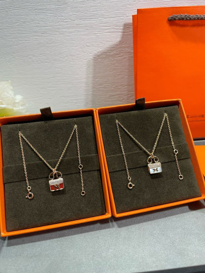 [Zalyn]H CIRCE MOISSANITE PENDANT NECKLACE GOLD