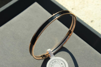 [Zalyn]HM UNI BANGLE BAG