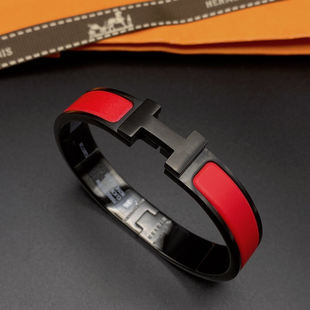 [Zalyn]CLIC HM SO BLACK RED BRACELET