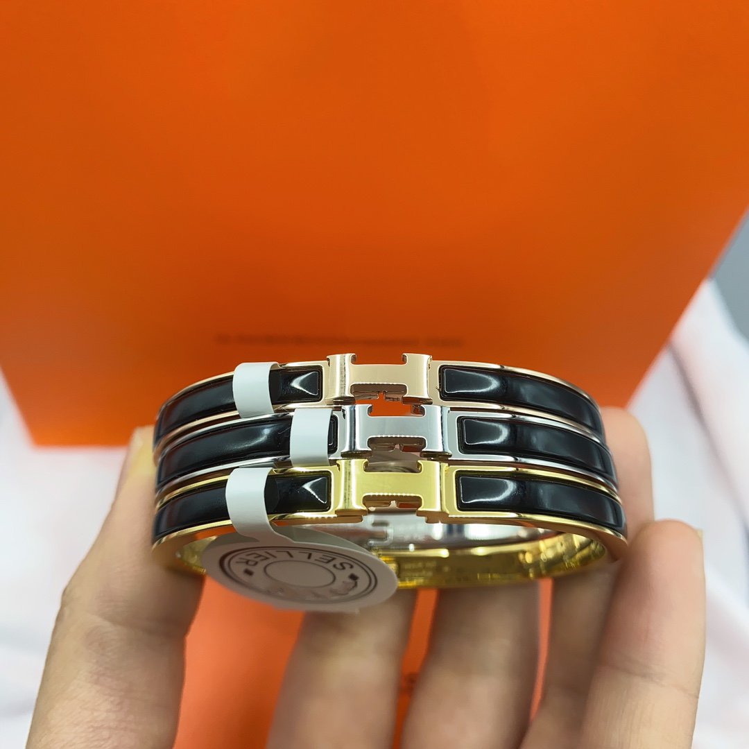[Zalyn]CLASSIC HM CLIC BLACK 8MM ENAMEL BRACELET