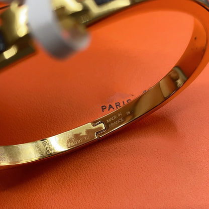 [Zalyn]CLASSIC HM CLIC BLACK 8MM ENAMEL BRACELET