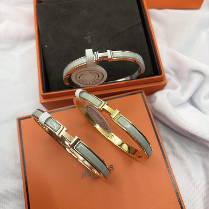 [Zalyn]CLASSIC HM CLIC GREEN 8MM ENAMEL BRACELET