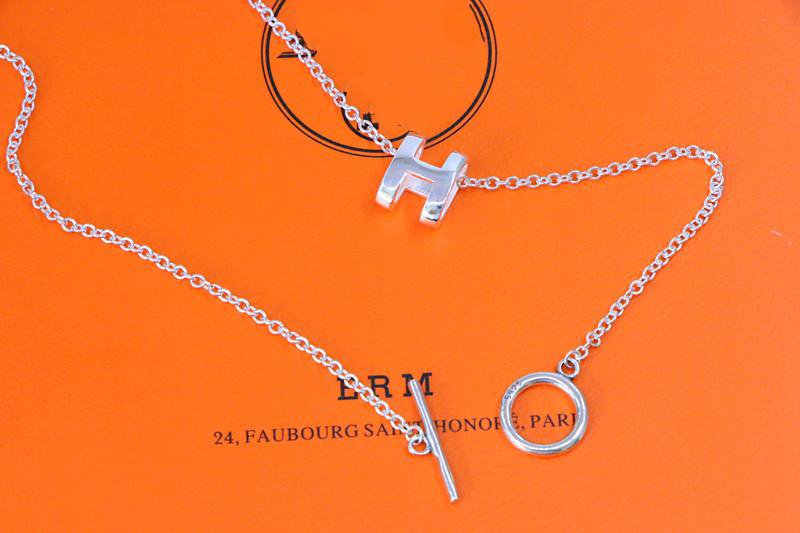 [Zalyn]HM NECKLACE H LETTER OVAL SERIES