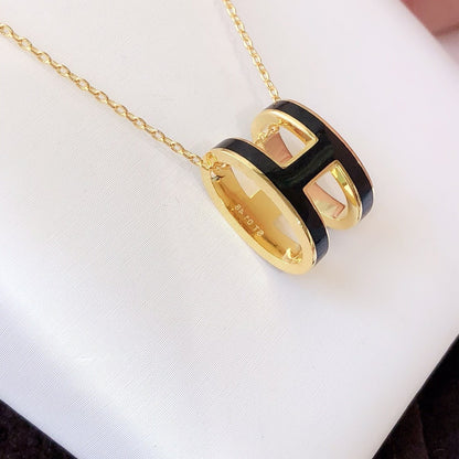 [Zalyn]HM CLIC BLACK ENAMEL GOLD NECKLACE