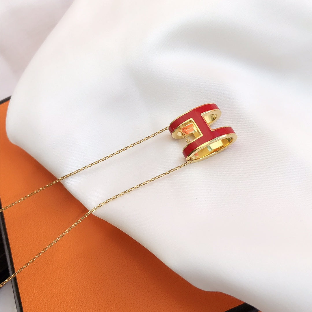 [Zalyn]HM CLIC RED ENAMEL GOLD NECKLACE