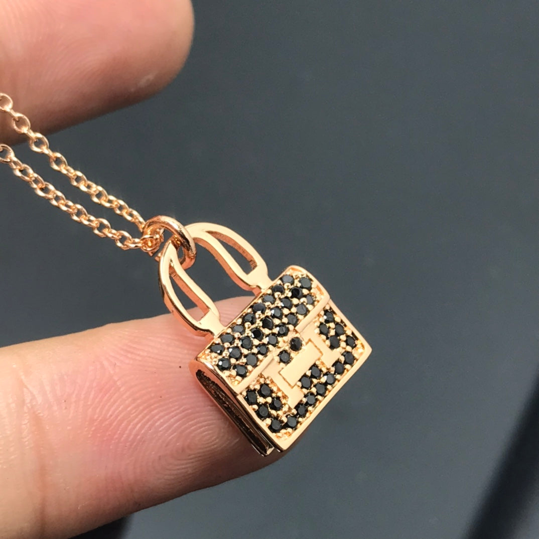 [Zalyn]HM NECKLACE ARRIVAL BLACK DIAMOND