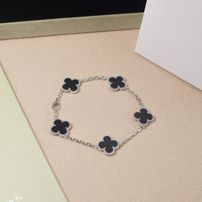 [Zalyn]LUCKY CLOVER 5-MOTIF BRACELET - BLACK OXNY COLLECTION