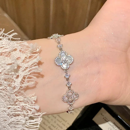 [Zalyn Jewelry ]CLOVER 5 MOTIF PINK BLUE RED WHITE BRACELET