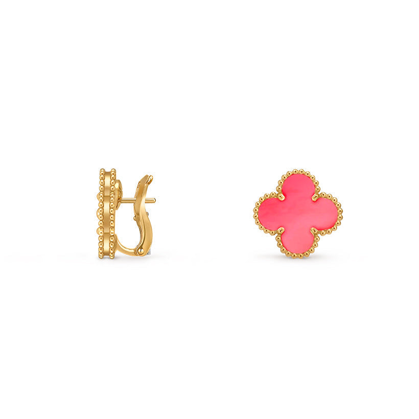 [Zalyn]15MM CLOVER FLOWER STUD EARRINGS GOLD COLLECTION