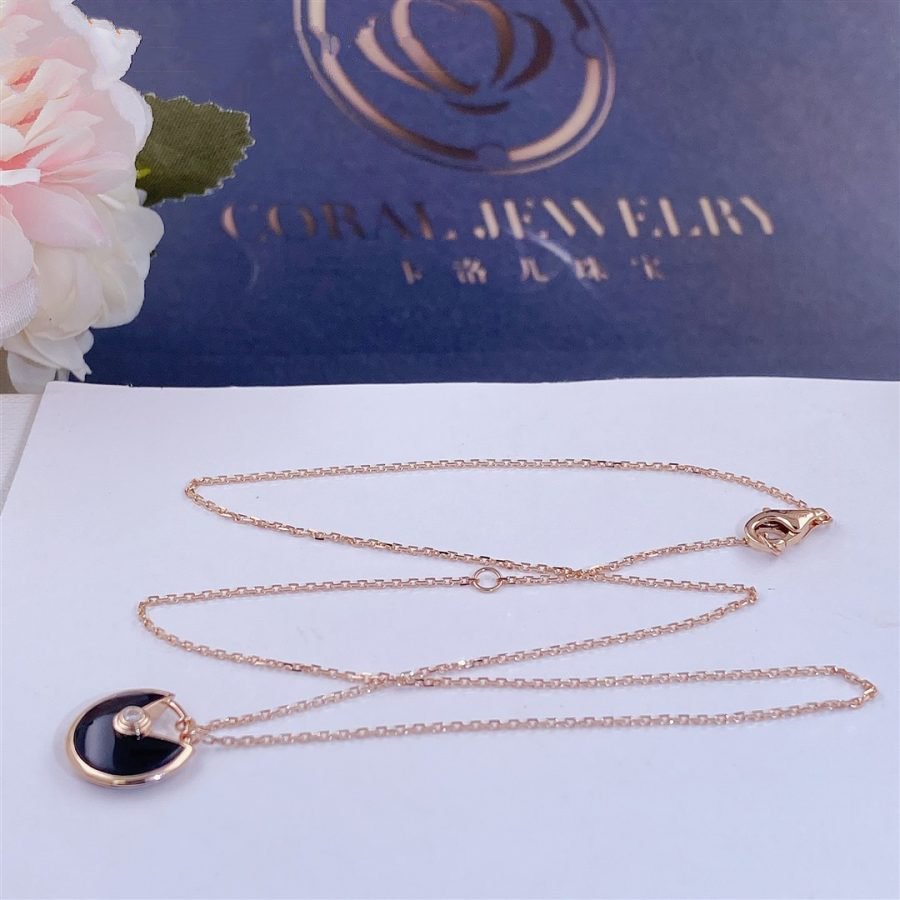 [Zalyn Jewelry ]AMULETTE ROSE GOLD ONYX NECKLACE