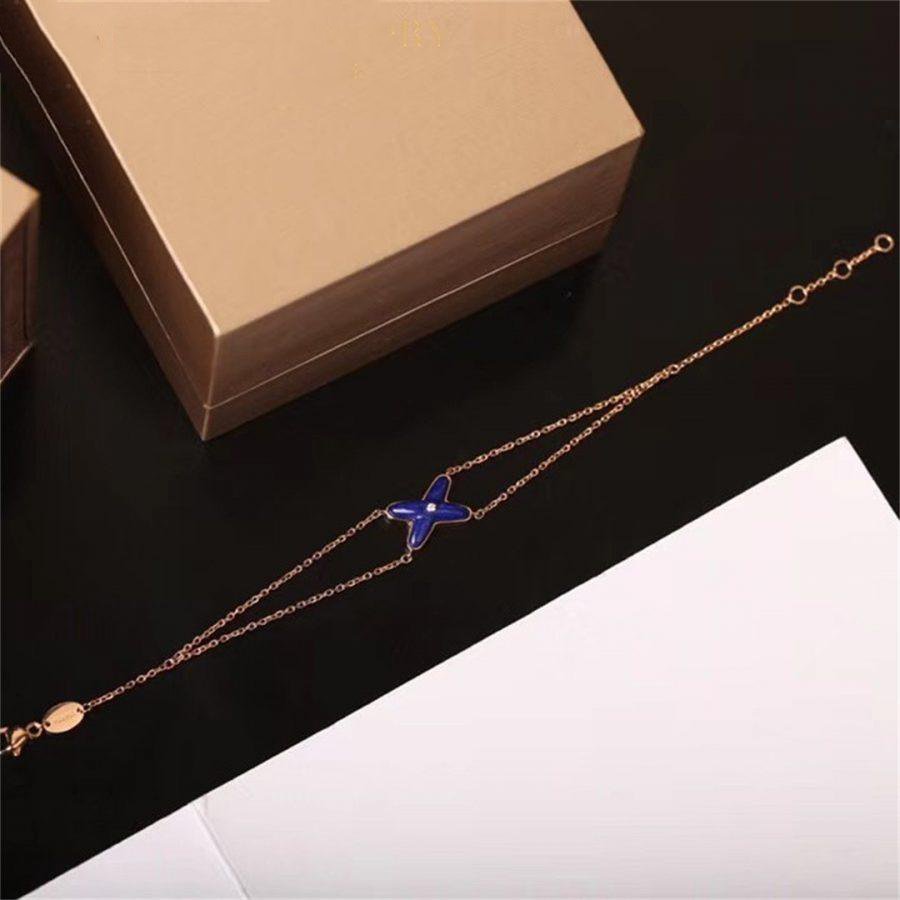 [Zalyn]Hollow Design Four-Leaf Clover Flower Shape Ring