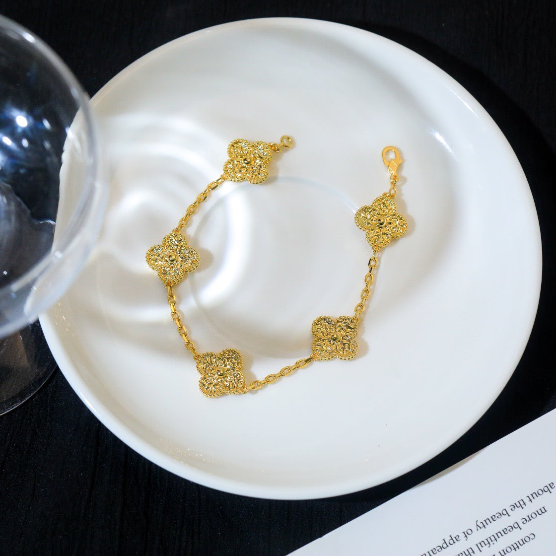 [Zalyn]LUCKY CLOVER 5-MOTIF BRACELET - BRONZING