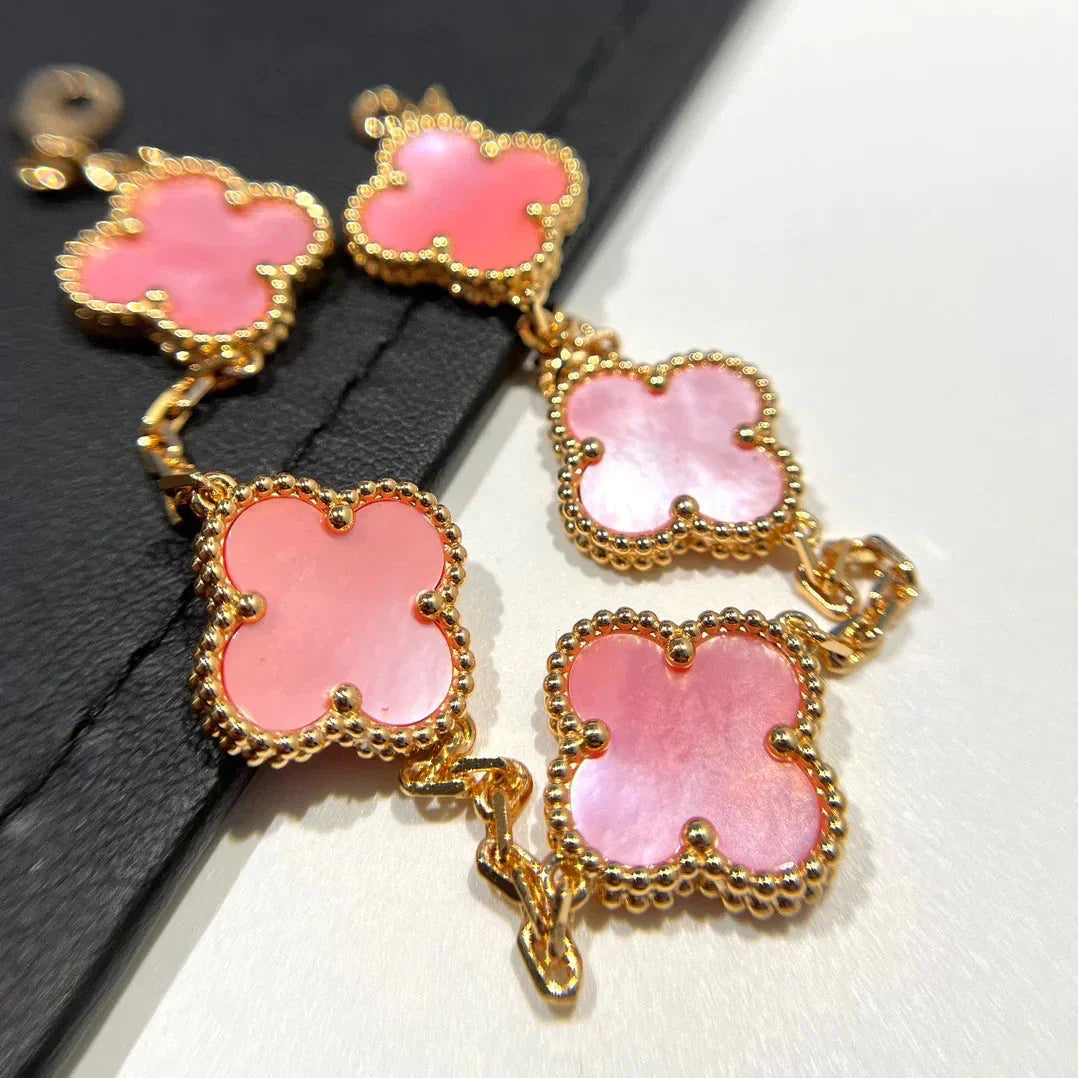 [Zalyn]LUCKY CLOVER 5-MOTIF BRACELET - PINK MOTHER-OF-PEARL COLLECTION