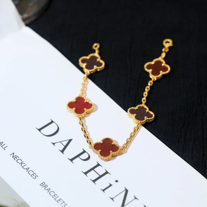 [Zalyn]LUCKY CLOVER 5-MOTIF BRACELET - RED CARNELIAN COLLECTION
