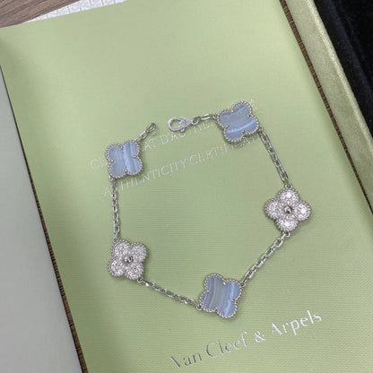 [Zalyn]LUCKY CLOVER 5-MOTIF BRACELET - PURPLE CHALCEDONY COLLECTION