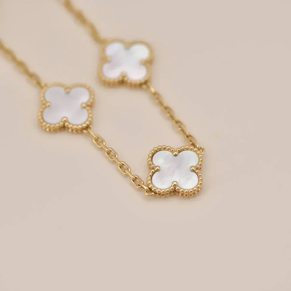 [Zalyn Jewelry ]CLOVER WHITE PEARL MOP 5 MOTIF BRACELET COLLECTION