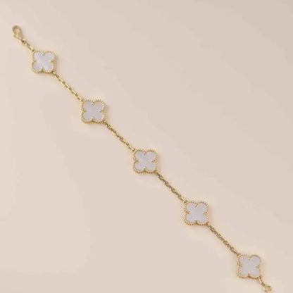 [Zalyn]LUCKY CLOVER 5-MOTIF BRACELET - WHITE MOTHER-OF-PEARL COLLECTION