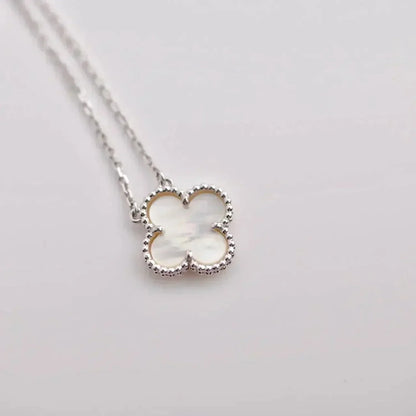 [Zalyn Jewelry ]CLOVER  15MM WHITE MOTHER-OF-PEARL SILVER