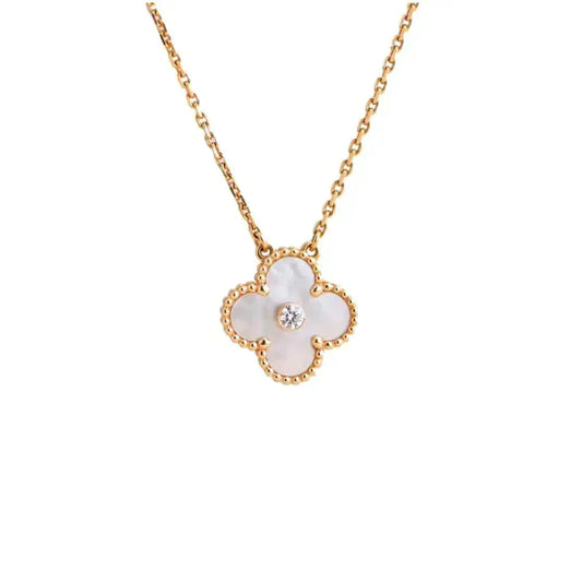 [Zalyn Jewelry ]CLOVER 15MM DIAMOND WHITE FRITILLARIA NECKLACE