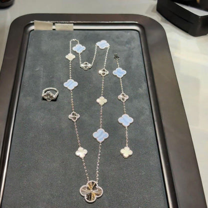 [Zalyn]DETACHABLE 15-MOTIF CLOVER STATEMENT SET - PURPLE CHALCEDONY & LASER
