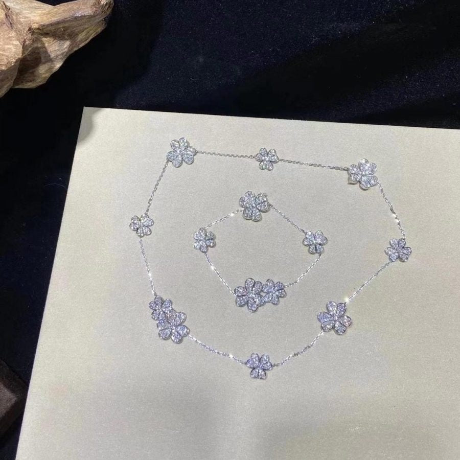 [Zalyn Jewelry ]FRIVOLE SILVER 5 FLOWERS BRACELET