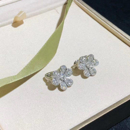 [Zalyn Jewelry ]FRIVOLE SILVER FLOWER DIAMOND EARRINGS