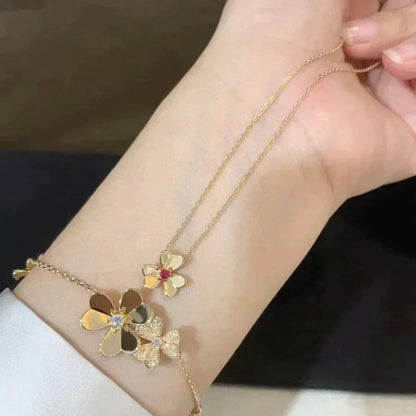[Zalyn]FRIVOLE FLORAL CHARM NECKLACE
