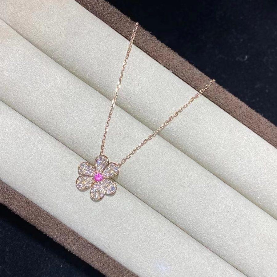 [Zalyn]PAVÉ DIAMOND BUTTERFLY CHARM NECKLACE