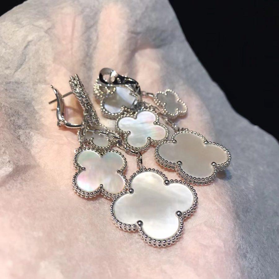 [Zalyn Jewelry ]CLOVER EARRINGS WHITE MOP 4 MOTIFS SILVER