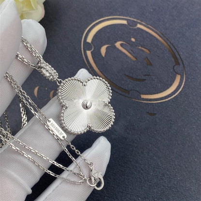 [Zalyn Jewelry ]CLOVER 25MM SILVER BIG CLOVER NECKLACE