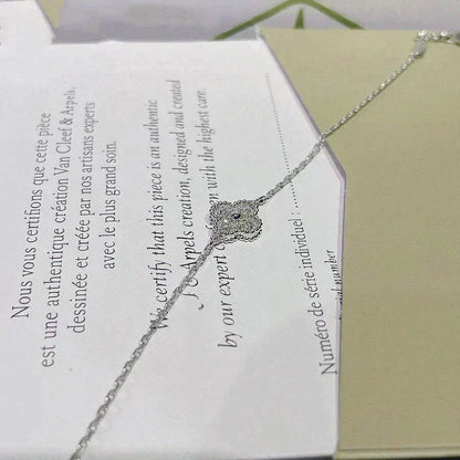 [Zalyn Jewelry ]CLOVER  SINGLE FLOWER BRACELET SILVER