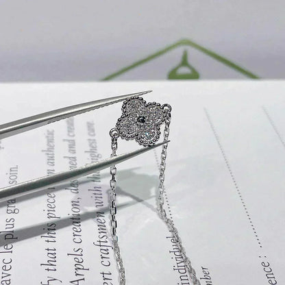 [Zalyn Jewelry ]CLOVER  SINGLE FLOWER BRACELET SILVER