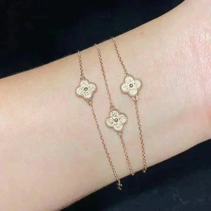 [Zalyn Jewelry ]CLOVER SINGLE FLOWER BRACELET