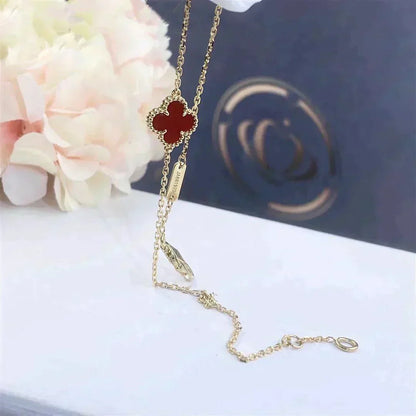 [Zalyn Jewelry ]CLOVER  CARNELIAN SINGLE FLOWER BRACELET