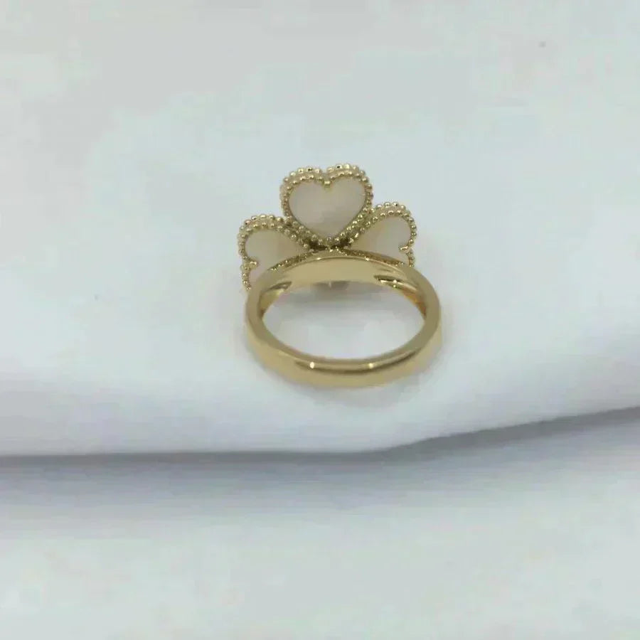 [Zalyn Jewelry ]SWEET CLOVER WHITE MOP RING