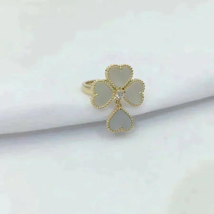 [Zalyn Jewelry ]SWEET CLOVER WHITE MOP RING