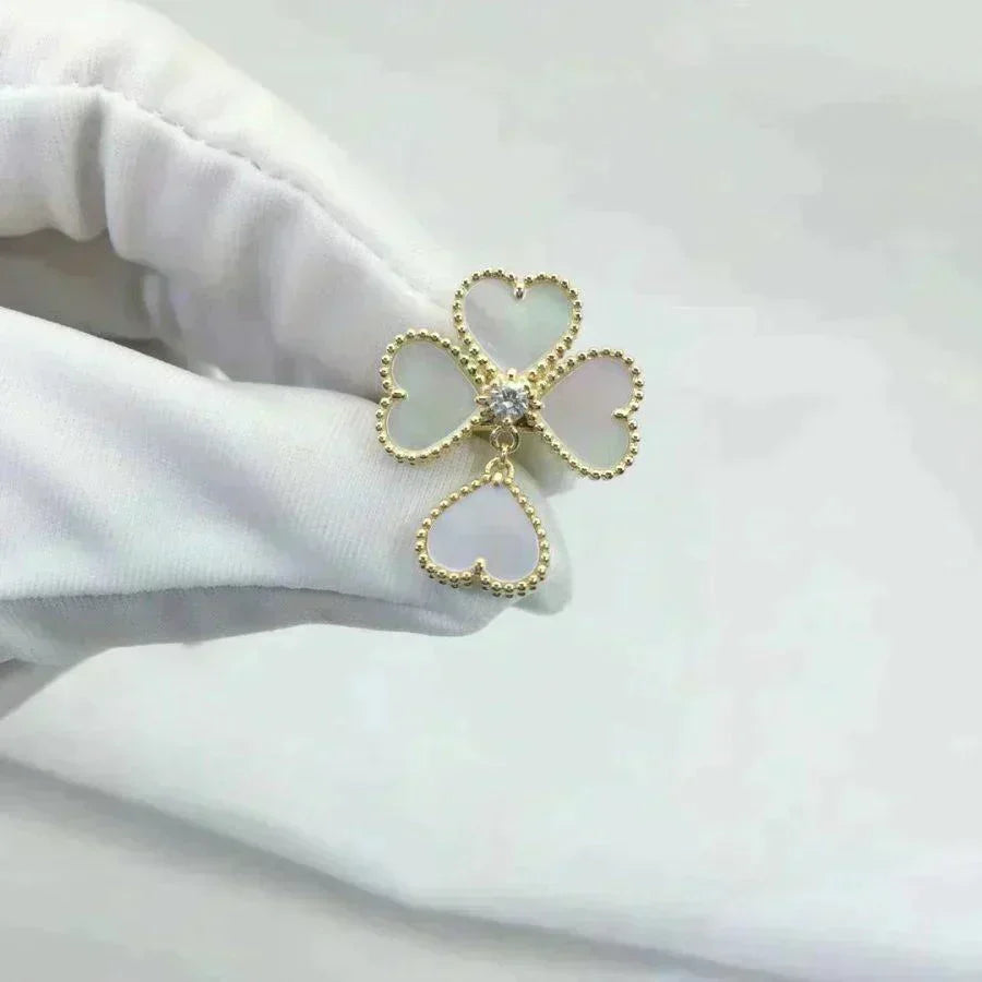 [Zalyn Jewelry ]SWEET CLOVER WHITE MOP RING