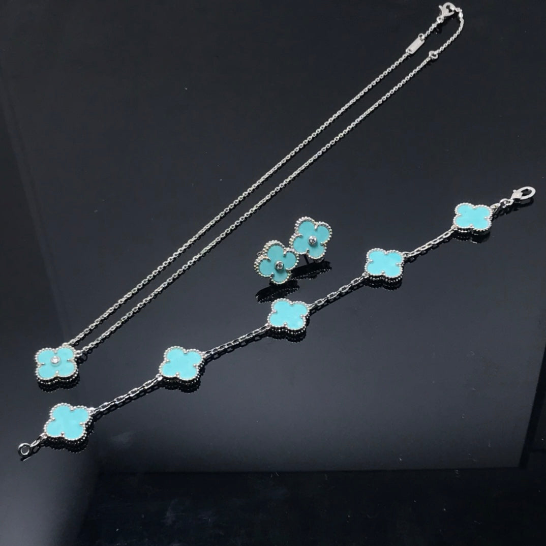 [Zalyn Jewelry ]CLOVER 1 DIAMOND BLUE SKY SILVER EARRINGS