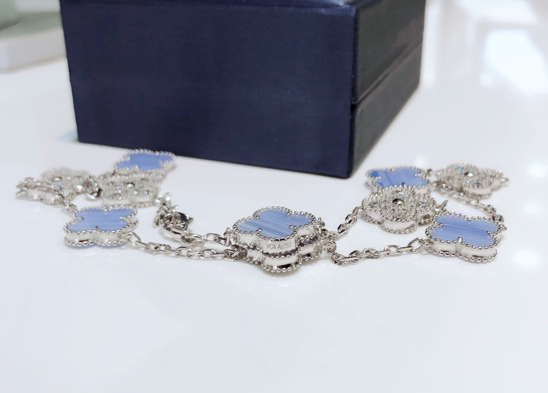 [Zalyn Jewelry ]CLOVER 10 MOTIFS CHALCEDONY DIAMONDS SILVER NECKLACE