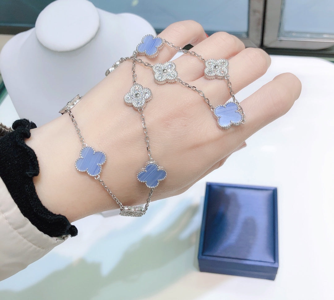 [Zalyn Jewelry ]CLOVER 10 MOTIFS CHALCEDONY DIAMONDS SILVER NECKLACE